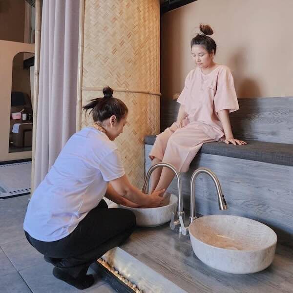 foot massage